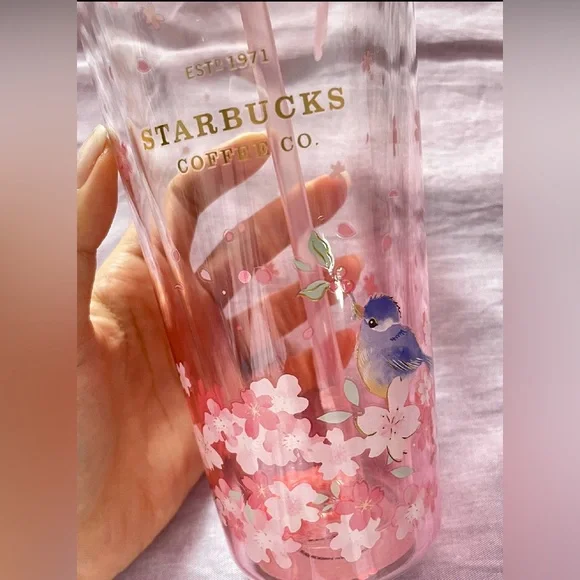 New 2022 Starbucks China Cherry Blossom Tumbler Pink Sakura 20OZ Glass Straw Cup